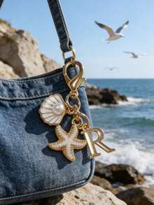 1 Bohemian-Style Golden Letter Keychain With Shell And Starfish Decorations, A-Z Letter Options-Perfect For Holiday And Beach Themes. Ideal Gift Or Decoration For Backpacks, Purses, And Handbags! A Great Gift For Friends, Classmates, And Loved Ones,Easter, Mother'S Day, Independence Day, Wedding Season, Graduation Season Gifts - View 4
