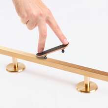 1 pieza Riel de aluminio dorado cuadrado de 25 cm, resistente al desgaste y duradero, con diseño antideslizante, adecuado para trucos profesionales de fingerboard, ideal para entrenamiento de fingerboard y actuaciones callejeras - Dorado - Ver 1