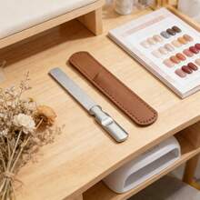 Bộ 1 dũa móng chân hai mặt bằng thép không gỉ kèm túi đựng, chất liệu bền chắc, có thể tái sử dụng, dùng để mài và loại bỏ vết chai sần, đánh bóng và làm mịn bề mặt móng, tạo hình và làm bóng móng. - Nhiều màu - Xem 6