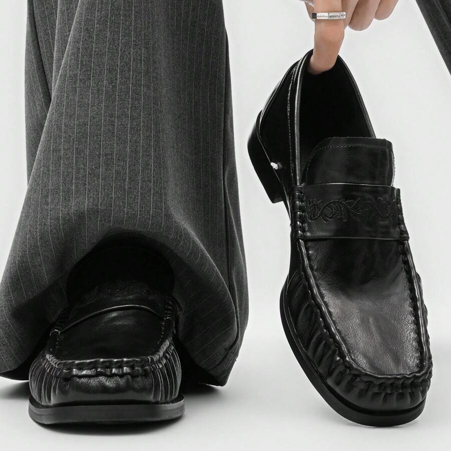 Korean-Style Retro Square-Toed Black Loafers 2026 Slip-On Versatile Casual Shoes - 黑色 - 查看 1