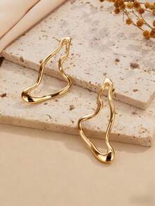 1 Pair Of Simple And Unique Gold Irregular Rings Drop Earrings For Women - Gold - View 4