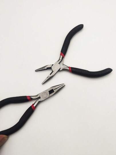 Handmade DIY Jewelry Tools, Flat Nose Pliers With Hanging Rings, Multi-Functional Practical Jewelry Pliers With Serrated Tips