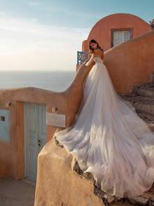 Dreamy Off-The-Shoulder Sweetheart Illusion Long Sleeve Glitter Tulle Ballgown Wedding Dress With Cathedral Train, Wedding Dresses For Bride, Elegant And Comfortable, Includes Plus Sizes, Bridal Gown, Formal Dresses For Women, Suitable For Wedding, Party, After-Party Dress, Cocktail Party, Bride, Party Dress, Formal Occasions, Dinner Dress, Prom Dress, Birthday Party, Celebration, Gala, Festival, Ceremony, Graduation, Homecoming Dress, Vacation, White - 白色 - 查看 3