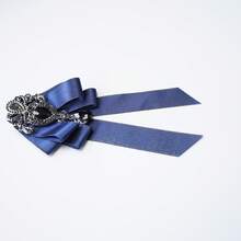 1 chiếc nơ đeo cổ bằng polyester, kiểu dáng thường ngày, phù hợp cho mọi mùa. - Xanh đậm - Xem 3