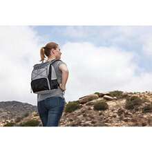 Picnic Time  Unisex-Adult  PTX Backpack Cooler - Negro con detalles grises. - Ver 2