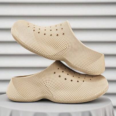 Men's Slippers 2026 New Summer Breathable Outdoor Thick Sole Lightweight Comfortable Slip-On Sandals, Comfortable