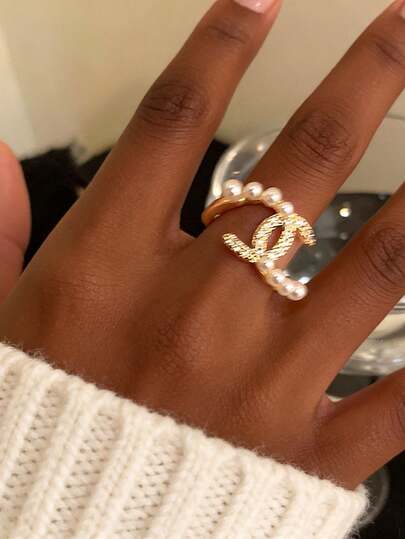 Luxury Double C Pearl Inlaid Diamond Open Ring, Classic Double C Logo Design With Brilliant Zirconia And Smooth Pearl, Gold Electroplating Craftsmanship Shows High-End, Open Design Fits Various Finger Sizes, Suitable For Commuting And Dating