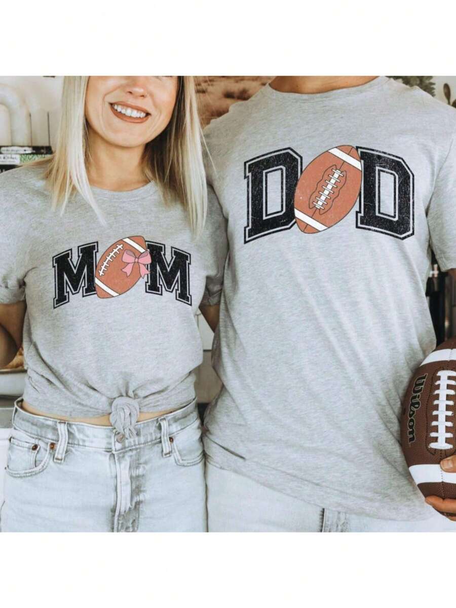 Mom Dad Established Football Shirts, Custom Mom Dad Est Pregnancy Announcement Shirts, Mom Dad Football Birthday T-Shirts Gift For Expecting Oversized Graphic Tshirts For Women,Summer Shirts For Women - 灰色 DAD 襯衫 - 查看 1