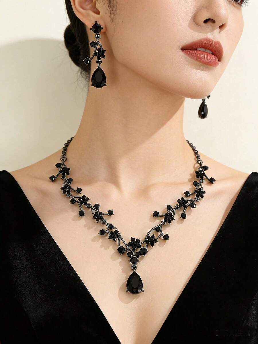 Bộ 3 món màu mận cổ điển gồm bông tai và dây chuyền đính đá tím, thích hợp cho cô dâu, phù dâu, dự tiệc cưới, dạ hội và các dịp trang trọng khác. - màu đen - Xem 1