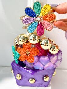 1件轻盈镂空花卉开口手镯，玫瑰粉色多元素串珠设计，适合女性日常佩戴，是送给女友和母亲的理想珠宝礼物。 - 多色D - 查看 4