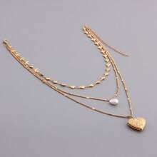 Women's Heart Pendant Multilayer Necklace, Minimalist Fashion Choker Suitable For Daily Wear - Multi-layered Heart Pendant - View 3
