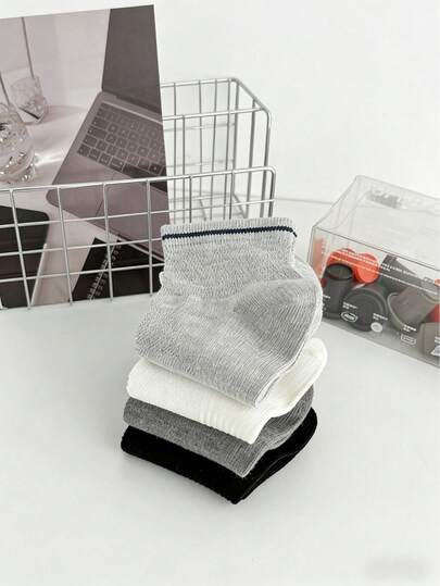 1双男士纯色透气薄网眼短袜，适合春夏穿着