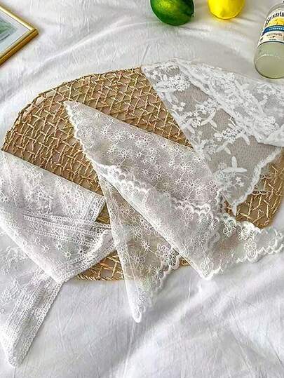 Bandanas For Women, Lace Head Scarf Triangle Hair Bandana Headband Cute Headscarf Boho Floral Kerchief