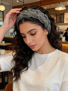 1pc Vintage Elegant Headband, Versatile Wide Striped Hair Clip, New Black And White Striped Hair Accessory For Women, Bangs And Flyaway Hair Clip, Classy Facial Wash Headband, Suitable For Daily Wear, Festivals, And Outings, Great Gift For Girls - 彩色 - 查看 6