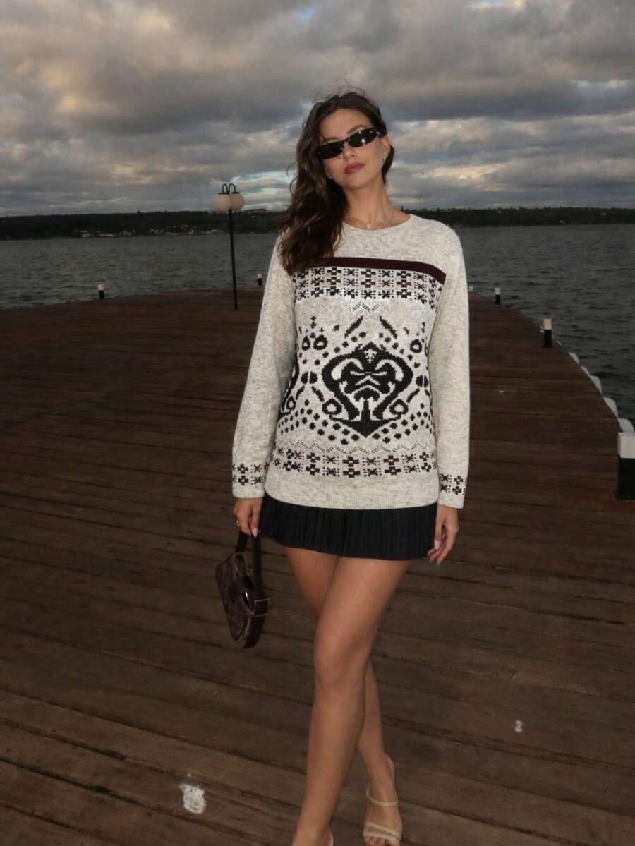 Women's Long Sleeve Knit Sweater For Winter With Geometric Pattern And Mousse Fabric - Cream - View 1