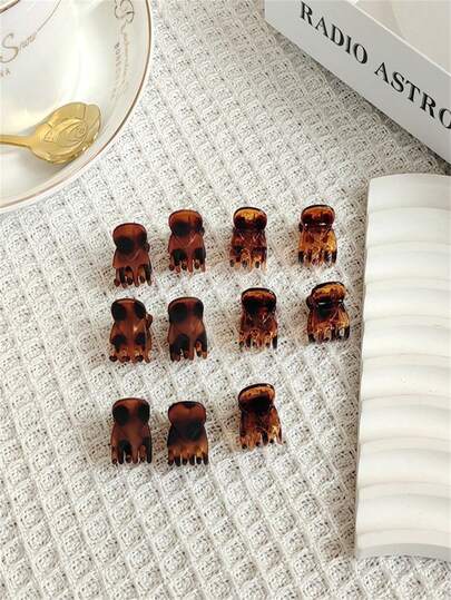 10pcs Brown Mini Claw Clips, Great For Designing Women's Hairstyles And Decorative Headpieces, Suitable For Holiday Parties, Non-Slip Strong Grip, Small Claw Clips For Thin/Medium Thick Hair, Multipurpose Clamp Clips Summer Hair Accessories Beach Hair Claws Vacay Hair Clips,Travel