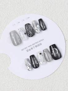 10片手工制作的黑银星月哥特风3D水波纹珍珠可重复使用假指甲，适合派对和日常佩戴 - 藏蓝色 - 查看 3