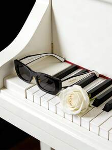 Prada Kính râm gọng đen dành cho nữ, chống tia UV, kiểu dáng mùa hè đi biển. - màu đen - Xem 3