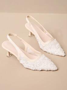 白色花卉网纱高跟鞋，时尚蕾丝网纱细高跟鞋，仙女风夏季新款尖头露跟凉鞋，性感猫跟鞋，适合搭配连衣裙和旗袍 - 白色 - 查看 5