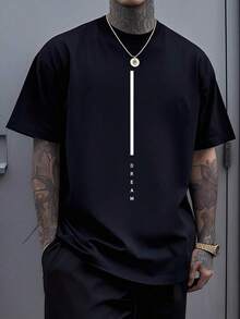 The White Vertical Line Represents The Inner Search For A Deep Dream, Symbolizing The Balance Between Calm And Strength Of Spirit, Reminding Us That Each Person Can Move Forward With Purpose And Clarity Even In Moments Of Darkness. Men's Plus Size T-Shirt, 100% Cotton, 220g - 黑色 - 查看 1
