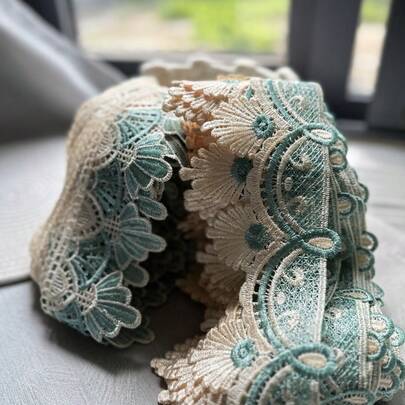 1卷，2码花卉提花刺绣花边饰带，装饰花边，适用于女士服装、DIY头饰、服装领口、窗帘装饰、缝纫工艺用品