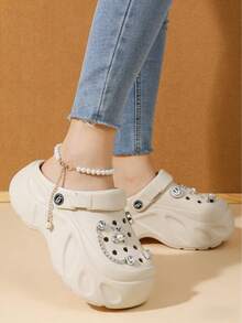 Sandalias con suela gruesa y huecas,  2026 Calzado de mujer para primavera/verano, Sueco mujer, EVA, plataforma, correa abatible, charms, suela ligera,Sandalia mujer Eva Suave Punta Redonda Sin Cordones Plataforma Decoración Personalizada Estilo Casual Para Playa/Casa Zuecos,Sandalias con suela gruesa y huecas, de moda para fiestas de jardín, casual y lindo, diseño de dibujos animados en EVA, para playa y exterior - Beis - Ver 3