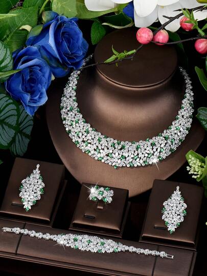 1 Set Vintage Silver-Tone Faux Diamond & Green Gemstone Jewelry Set, Victorian Style Teardrop Tassel Choker Necklace, Dangle Earrings, Cluster Ring, And Tennis Bracelet, Elegant Royal Bridal Jewelry Set