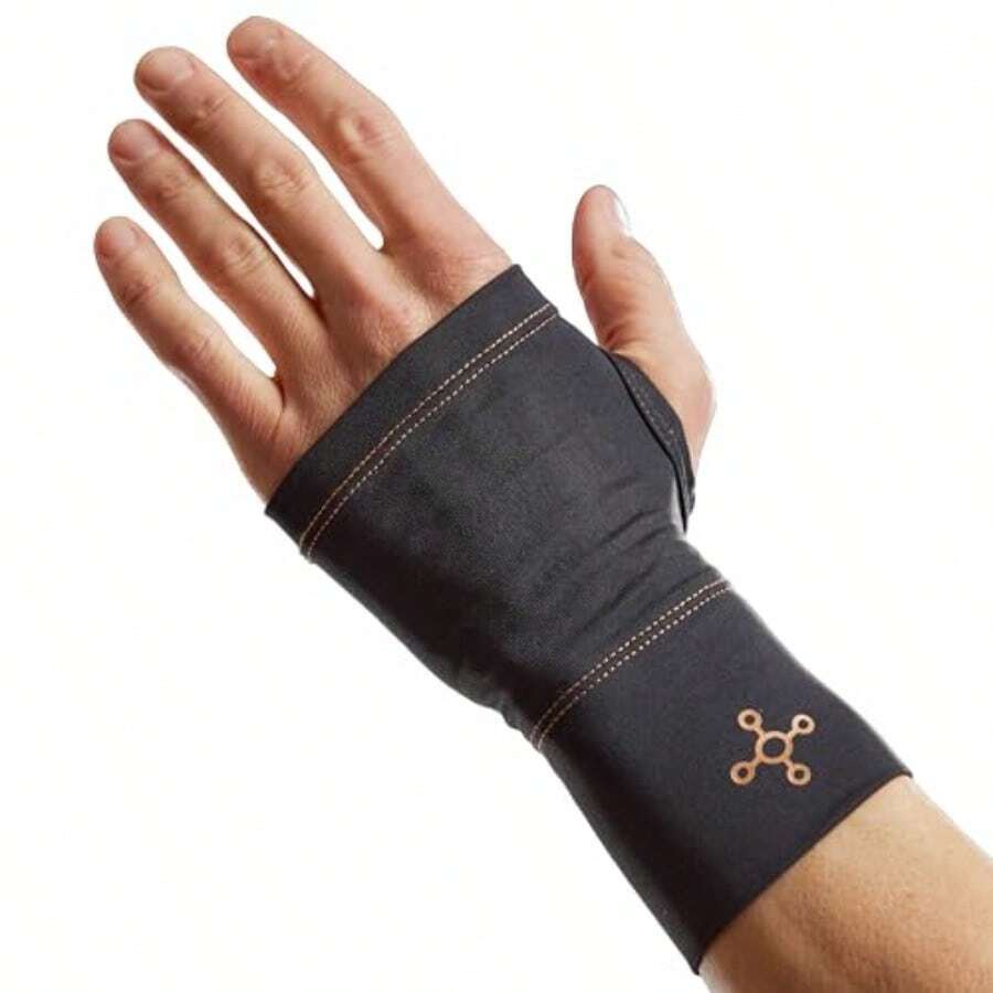 Tommie Copper Wrist Compression Sleeve L/XL Black 15-20 MmHg 4D Stretch And Non-Slip Fit For Targeted Support Patented Copper Znergy Fabric Anti-Odor Benefits Breathable Design - 大號/特大號 - 查看 1