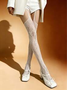 一双蕾丝玫瑰图案镂空网眼过膝袜，采用镂空设计，适合夏季日常聚会、派对和郊游，也可作为圣诞礼物。 - 白色 - 查看 6