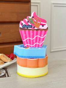 2/4片装 - 甜点造型海绵橡皮擦 | 采用三种材质制成，可产生丰富、柔软、细腻的泡沫；吸水性强，快干易清洗 | 创意造型，时尚设计。一款兼具美观与实用性的海绵橡皮擦。 - 甜點海綿擦 - 查看 8