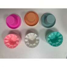 1 pièce Bac à glaçons en silicone avec couvercle, moule à glaçons cylindrique, glaçons faciles à démouler et à presser, bacs à glaçons empilables, en matériau silicone, congélation rapide, rafraîchissement des boissons, outil pour la maison et le bar, convient pour Noël, les vacances, les boissons d'été, usage adulte, sorbetière multifonctionnelle - Multicolore - Voir 3