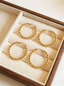 One Pair/Two Pairs Gold Tone Braided Hoop Earring The Size Is 3.5 Cm/1.37 Inch Exaggerated Large Circle Metal Earrings For Women, Daily & Party Wear Minimalist Statement Earrings, Vacation & Date Night Jewelry - Multicolor - View 2