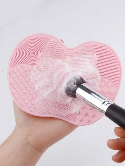 1pc Small Silicone Makeup Brush Cleaning Mat, Makeup Brush Cleaner Pad, Cosmetic Cleaning Pad, Portable Washing Tool With Suction Cup For Makeup Brushes