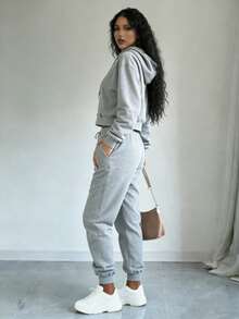 Conjunto deportivo de pants con sudader de manga larga con cordones con abertura en la parte de adelante - Gris - Ver 5