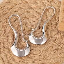1 Pair Classic Minimalist Style Creative Silver Hoop Earrings, Casual Or Party Wear Accessory, Ideal Gift For Women And Girls - Silver - View 4