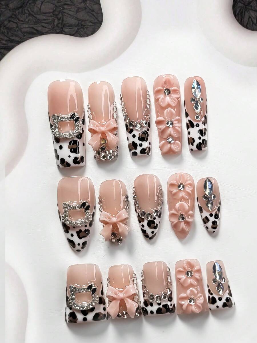 10片Y2K风格甜辣手工美甲贴片，亚克力压制甲片，猫咪图案，水晶钻，粉色蝴蝶结装饰，手绘五瓣粉色花朵，水晶美甲装饰，白色法式甲片，包含美甲工具（1个果冻贴纸+1个指甲锉） - 彩色 - 查看 1