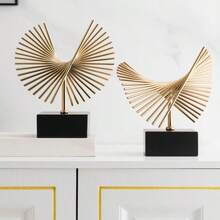 Statues - Default - View 3