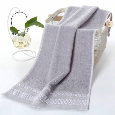 Extra Large & Thick 100% Cotton Soft Absorbent Bath Towel, Non-Shedding, Suitable For Home & Hotel Use