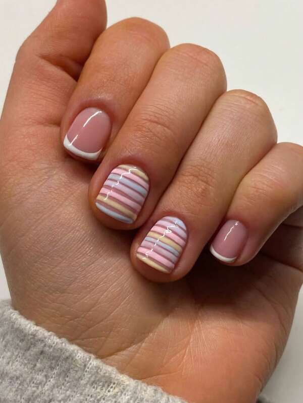 24pcs Short Square Striped French Press-On Nails, Cute Vibrant Colors, Suitable For Parties, Dates, Daily Decoration