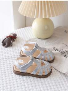New Girls Toddler Sandals With Heart Decor, Closed Toe Design, Soft Non-Slip Soles, Lightweight & Comfortable For Summer - Silver - View 5