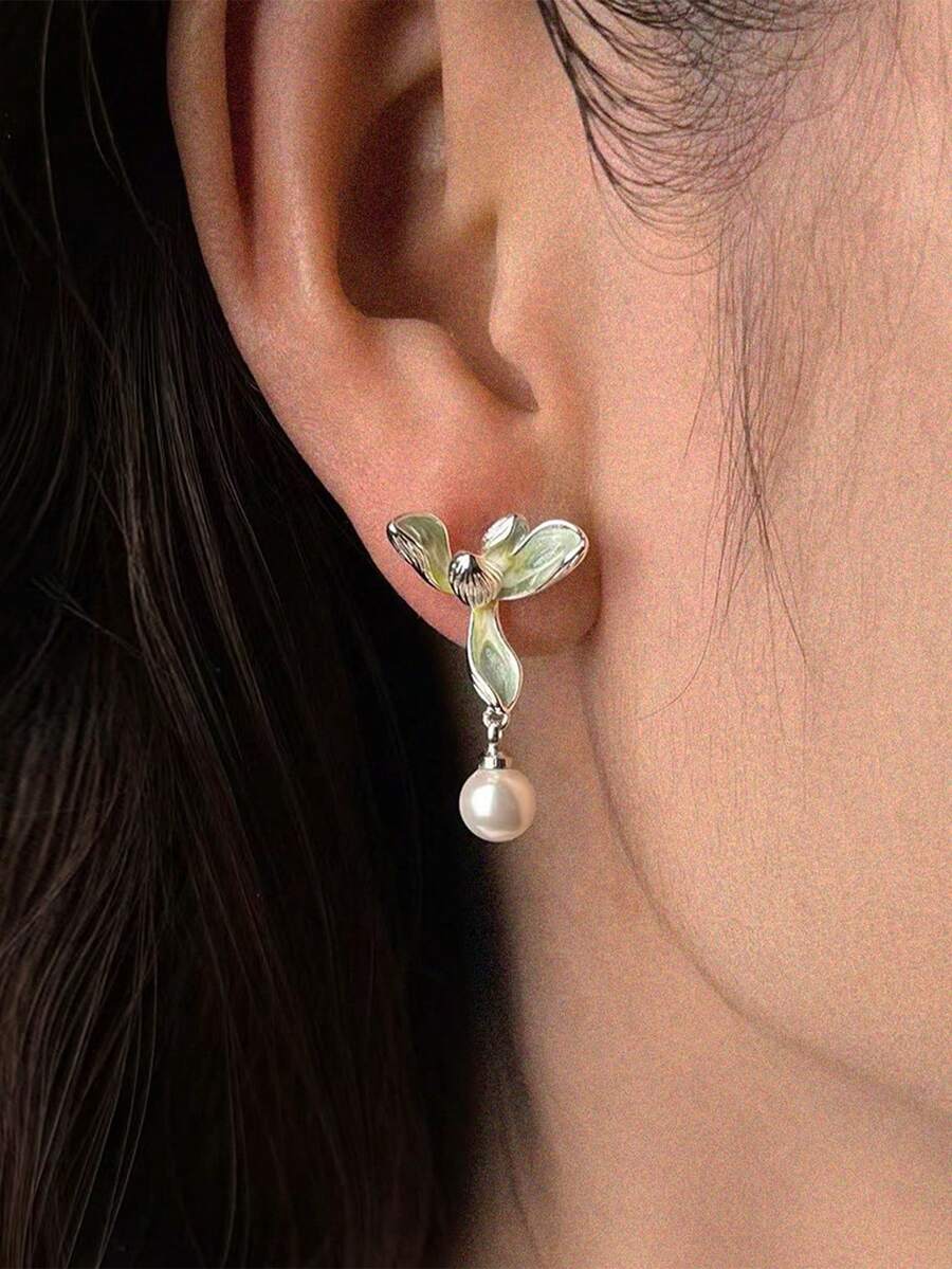 一对原创兰花珐琅水滴珍珠耳环，925银针镀铂金，低致敏性，适合女性日常佩戴 - 蘭花珍珠耳環 - 查看 1