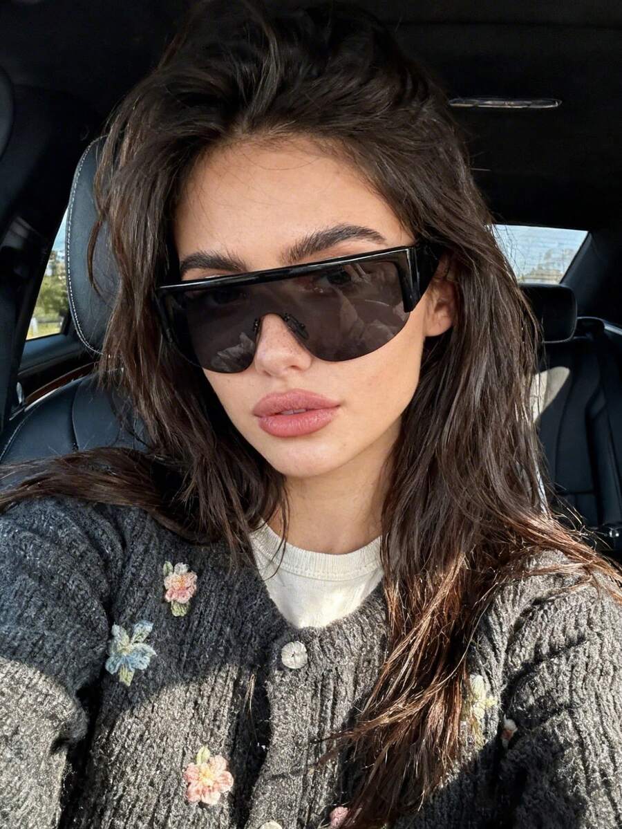 1pc New Arrival European And American Fashion Half-Frame Wide-Leg Women's Fashion Glasses, Street Style - Black Frame Black Lenses - View 1