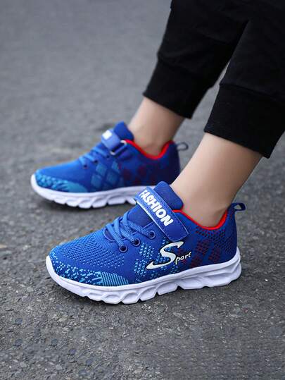 1双儿童运动鞋，春季新款网面透气休闲鞋，时尚轻便软底防滑跑步鞋，适合大龄儿童，适合日常上学穿着