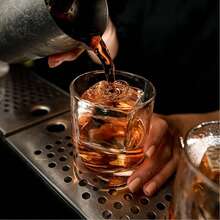 Large Silicone Ice Cube Tray With Lid, Ice Cube Mold, Flexible 8-Cavity Slow Melting Ice Cubes, Suitable For Whiskey - Black - View 8