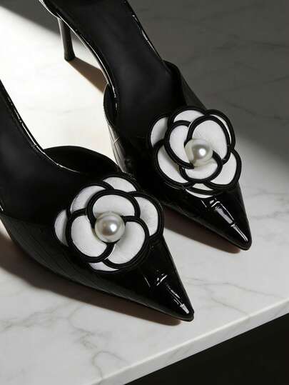 2pcs Beige Faux Pearl Inlaid Camellia Decorations, Fashionable Exquisite Classic DIY High Heels, Suitable For Elegant Sexy Ladies' Date Sandals, Sneakers, Fashion Brooch Clips, Bag Clips, Home Decor Accessories, Multipurpose Decorations