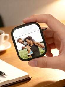 1 Peça Estojo Transparente Personalizado para Fone de Ouvido, Caixa de Fone de Ouvido Macia de TPU Personalizada, Design de Texto Fofo Unissex, Presente de Aniversário DIY, Compatível com Fones de Ouvido Apple 1/2/3/4 Pro/Pro2, Elegante, Colorido, Minimalista, Kawaii, Personalizado, Único, Presente Ideal para Namorado, Namorada, Família, Amigos, Avós, Casais, Amantes de Animais de Estimação, Aniversário, Formatura, Casamento, Natal, Halloween, Inverno, Baile de Formatura, Outono, Dia das Mães, Dia dos Pais - Preto - Visão 3