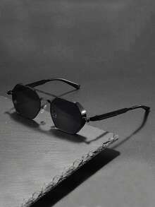 1 Pair Of Smooth Black-Framed Polygonal Fashion Glasses, Alloy Material, Anti-Ultraviolet, Retro Style, Y2K Fashion Glasses, Textured Temple Arms, Perfect For Street Photography - Bright Black - View 9