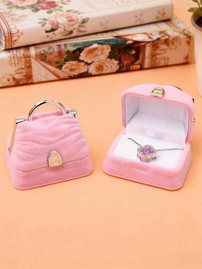 天鹅绒首饰盒，戒指展示盒，手提包造型首饰盒，母亲节礼物包装盒，适用于圣诞节、情人节、生日、周年纪念日、毕业典礼、婚礼和其他特殊场合，送给妈妈的礼物。