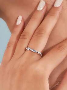 1pc Minimalist Starry Sky Pave Diamond Twisted Band Ring, Engagement Gift - Silver - View 2