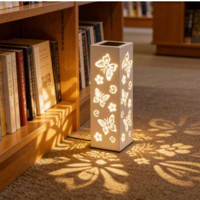 Lámpara de proyección calada con diseño de mariposas | Lámpara de jardín exterior con energía solar Lámpara de pie atmosférica para interiores Lámpara decorativa romántica de luces y sombras Luz nocturna impermeable